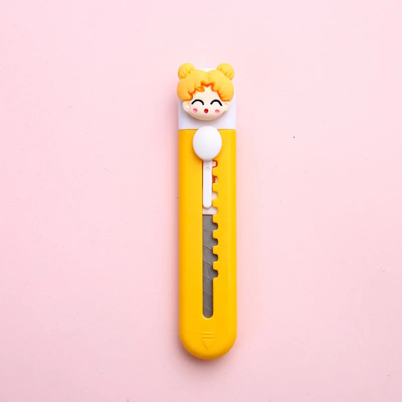 Mini Cute Art Knife Portable Parcel Unpacking Knife Office Paper Cutting Hand Knife Student Stationery Supplies