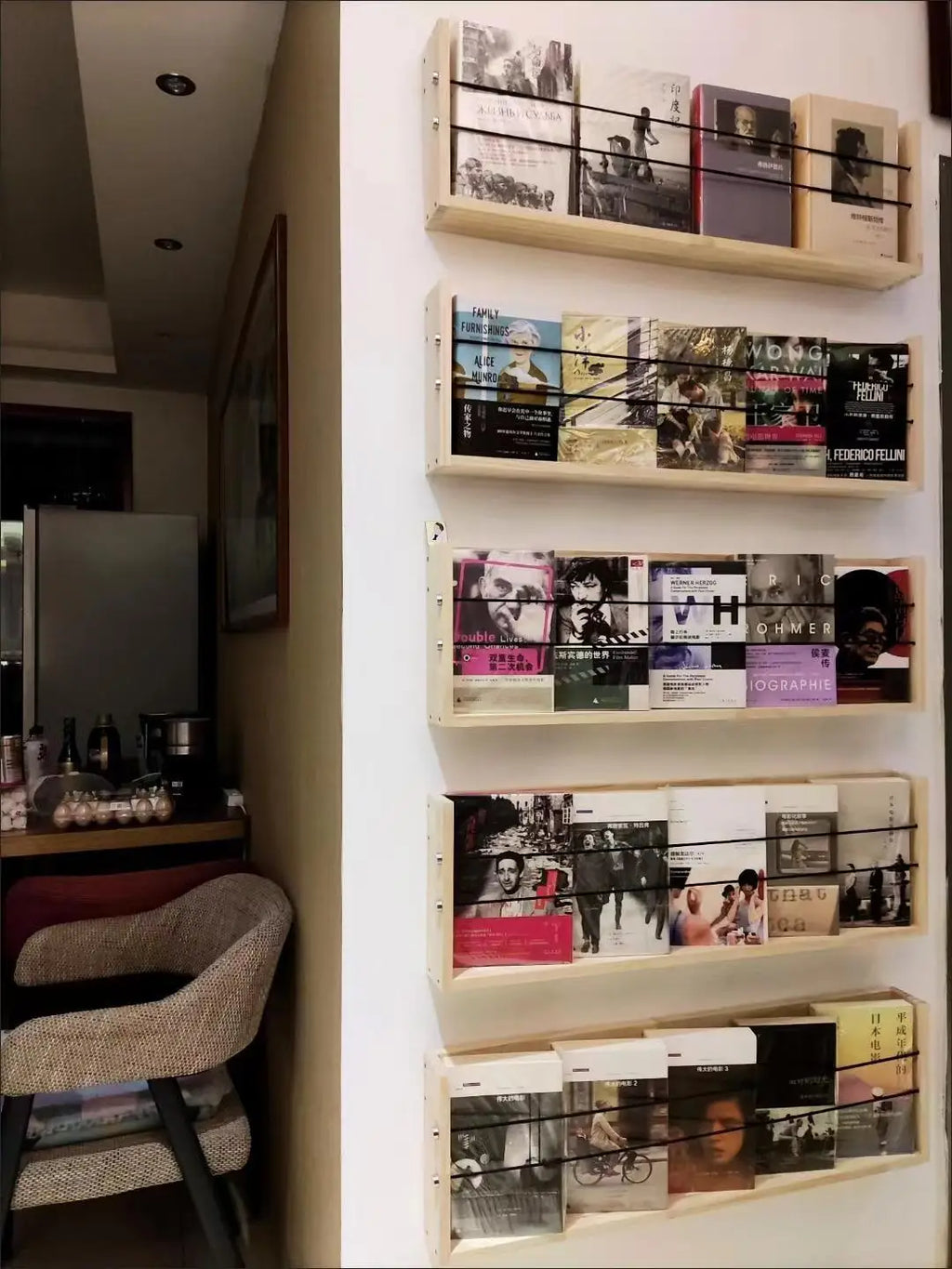 Magazine Racks Wooden Wall Shelves Storage Display Corner Bookcase Sideboards Bookends Libreria Scaffale Minimalist Furniture